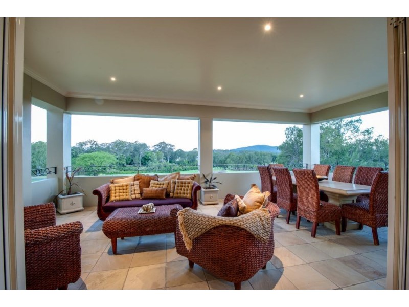 30 Riverside Terrace, Windaroo QLD 4207