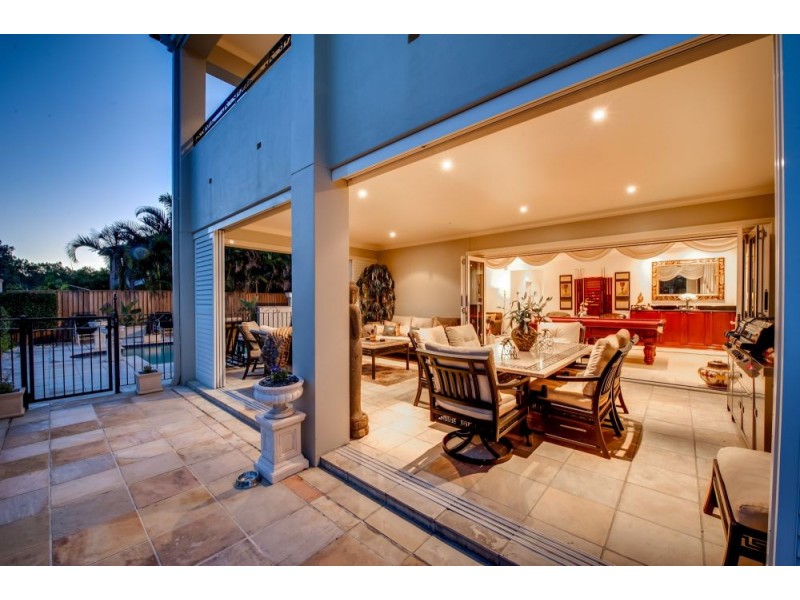30 Riverside Terrace, Windaroo QLD 4207