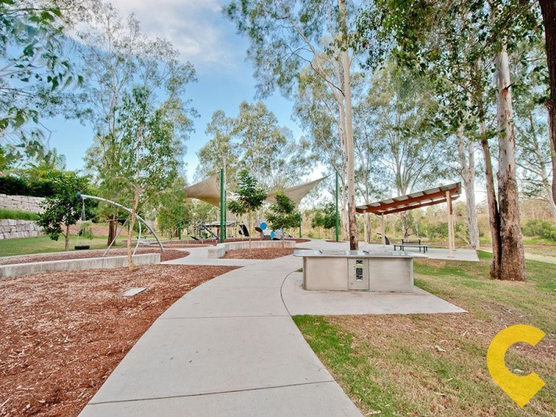 172 George Holt Drive, Mount Crosby QLD 4306