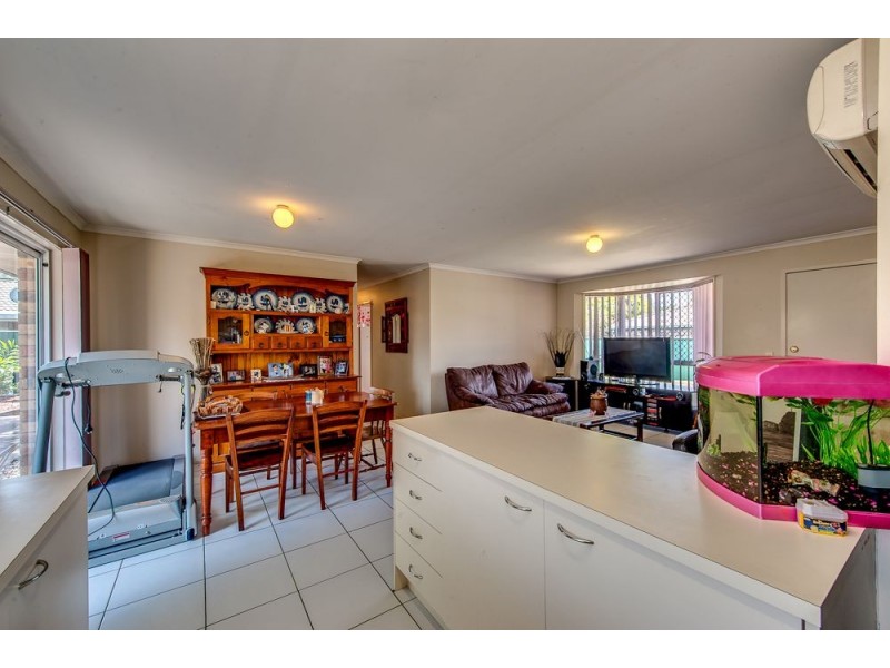 2/7 Broadfoot Drive, Goodna QLD 4300