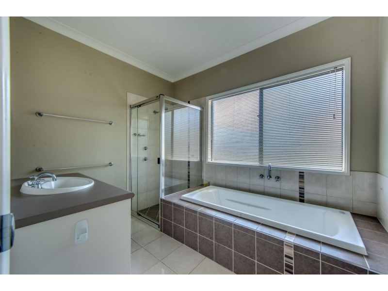 24 Rockford Drive, Bellbird Park QLD 4300