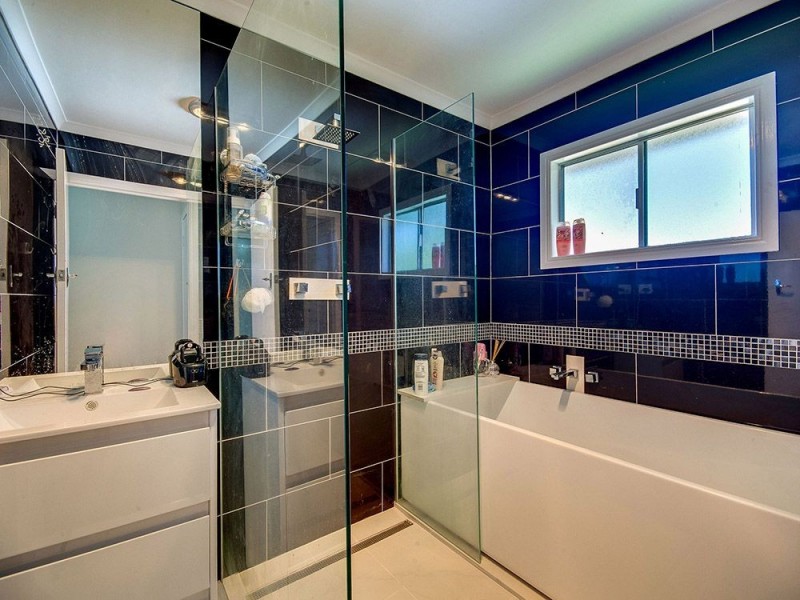 16 Conlo Crescent, Ferny Hills QLD 4055