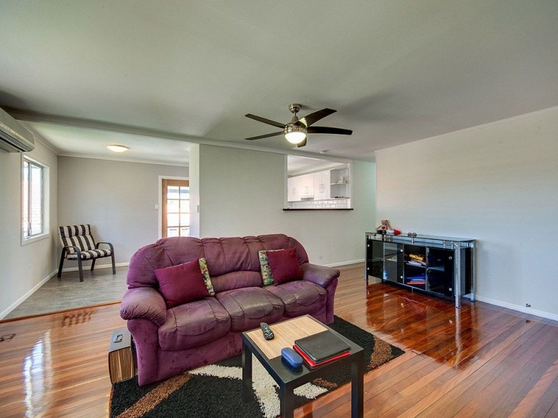 16 Conlo Crescent, Ferny Hills QLD 4055