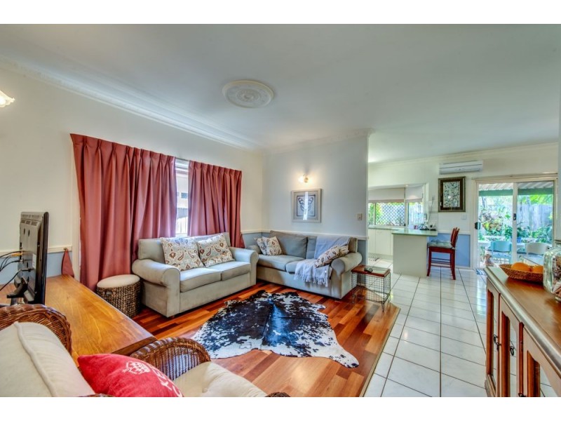 82 Jubilee Ave, Forest Lake QLD 4078