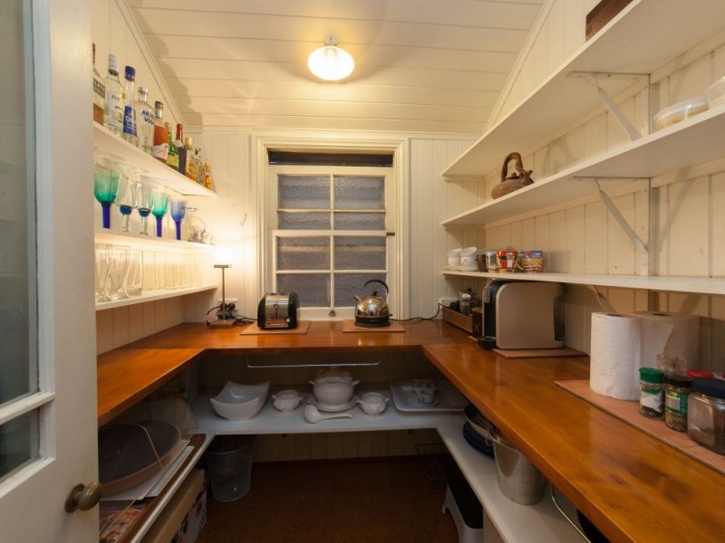 39 Raymond Street, Shorncliffe QLD 4017