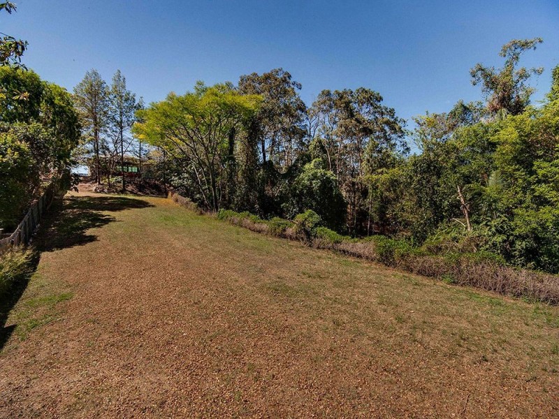 68 Queens Road, Everton Park QLD 4053