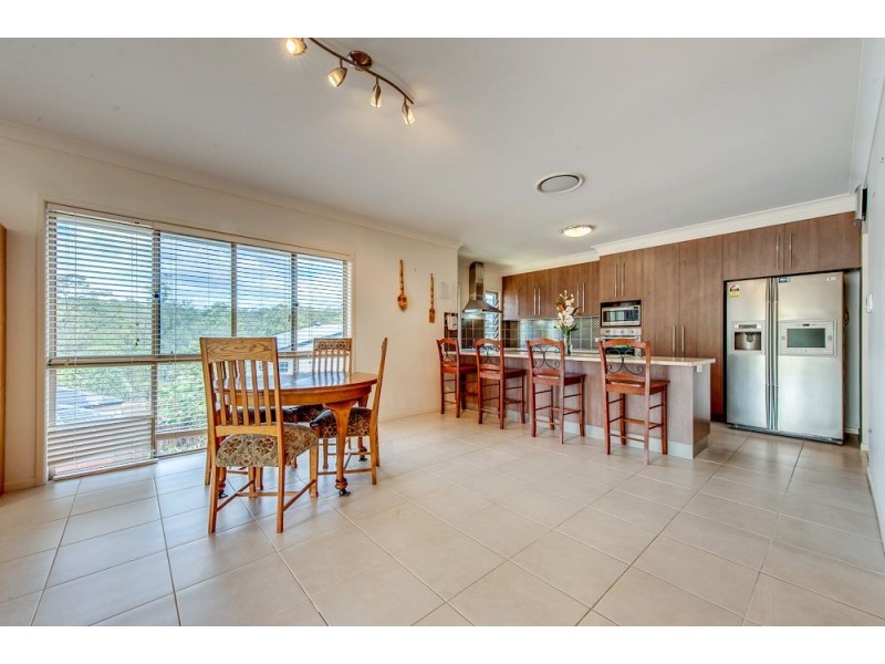 6 Caper Close, Springfield Lakes QLD 4300