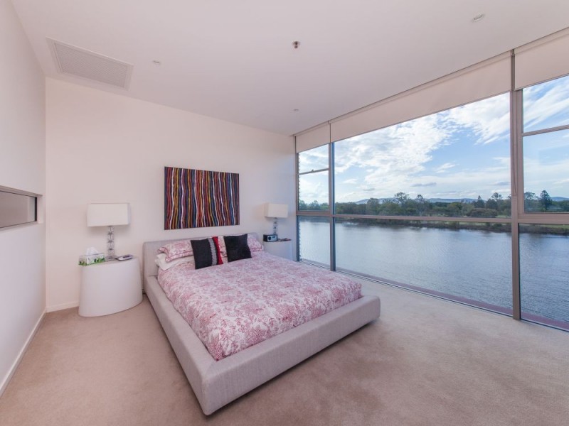 3209/211 King Arthur Terrace, Tennyson QLD 4105