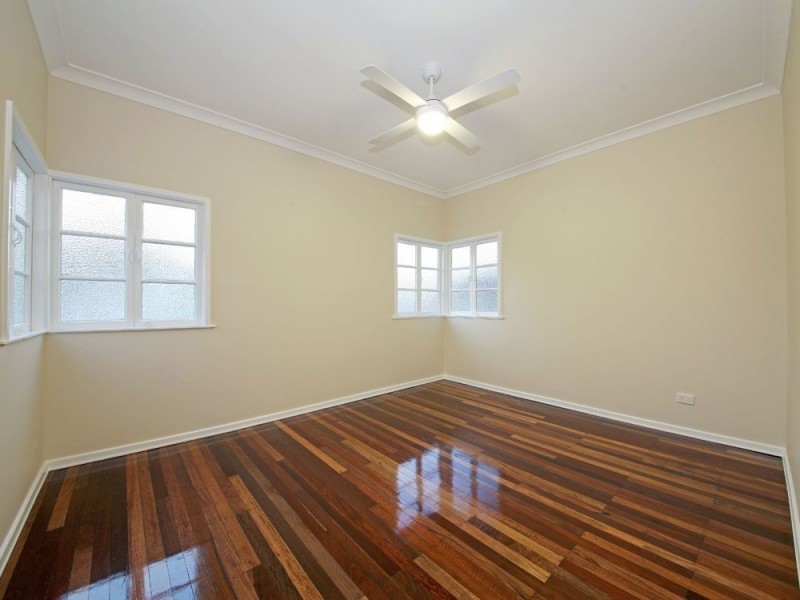 59 Bayview Road, Brighton QLD 4017