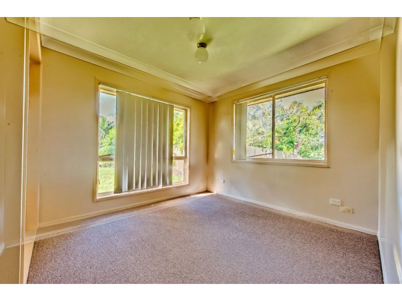 12 Yalumba Street, Kingston QLD 4114