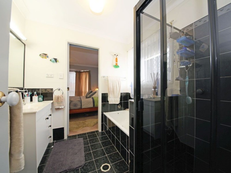 1 Abbey Road, Caboolture QLD 4510