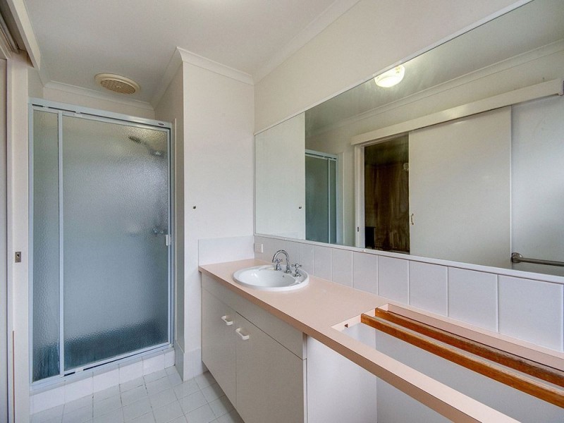 6 Hinkley Street, Bray Park QLD 4500