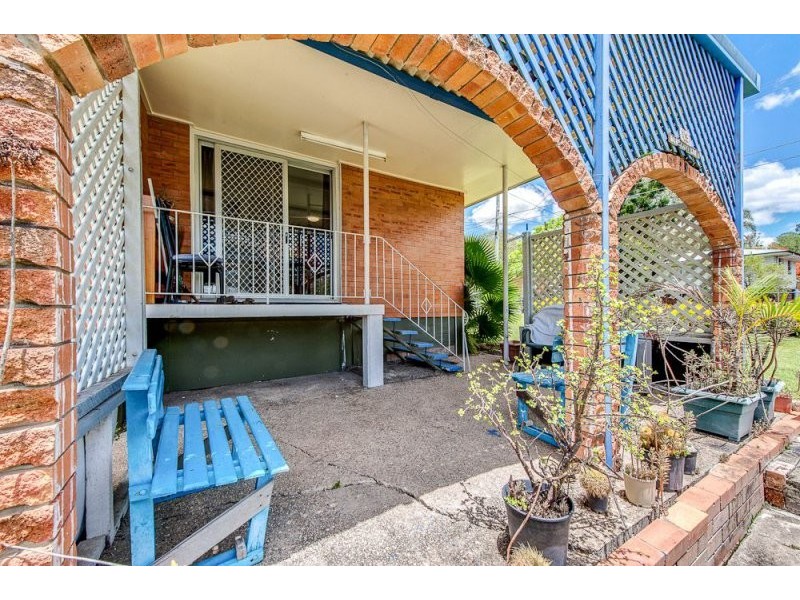 19 Dorricott Crescent, Goodna QLD 4300