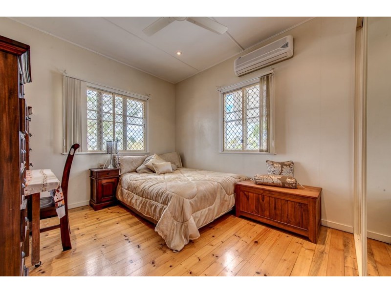 16 Fitzgerald Street, North Ipswich QLD 4305