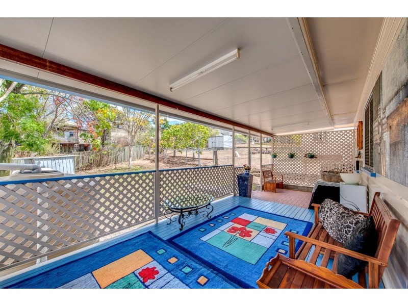16 Fitzgerald Street, North Ipswich QLD 4305