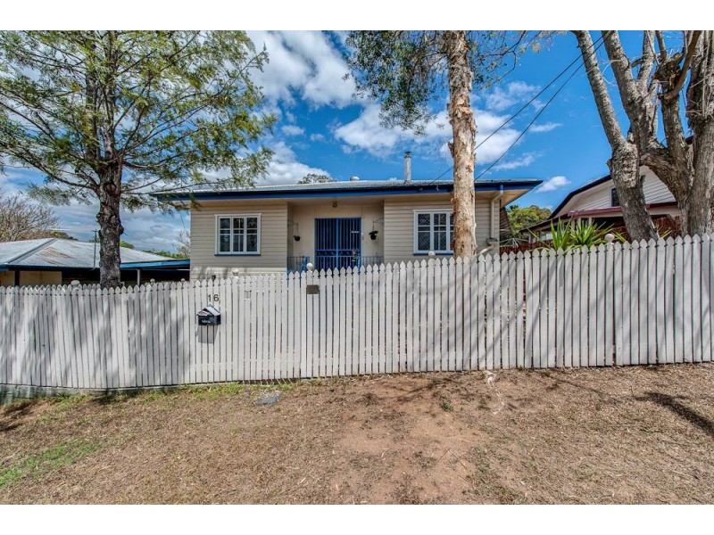 16 Fitzgerald Street, North Ipswich QLD 4305