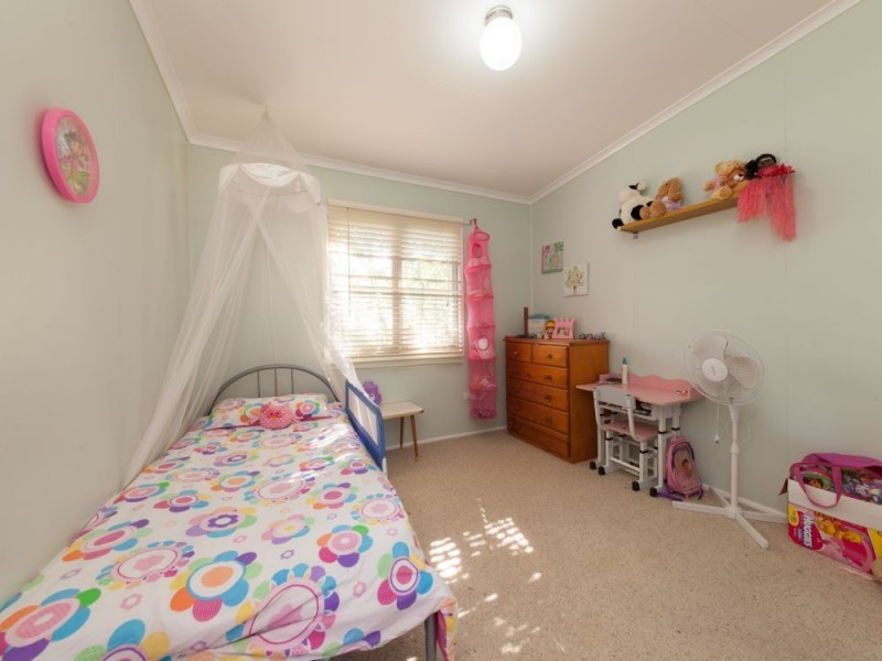 16 Beitz Street, Strathpine QLD 4500