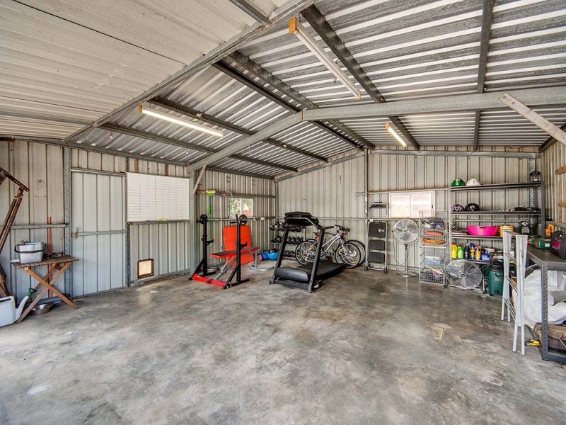 28 Eucumbene Drive, Petrie QLD 4502