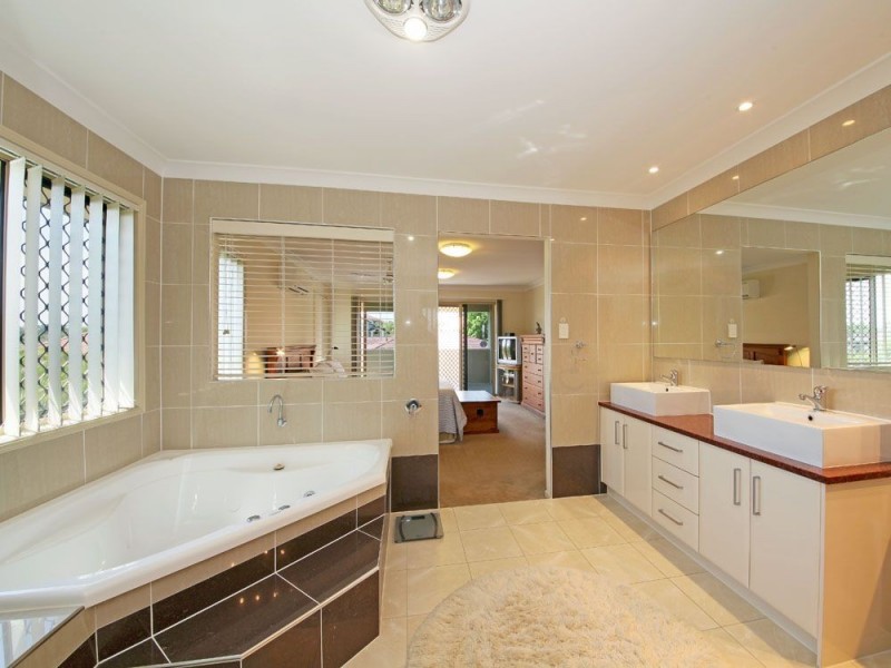 9 Ventura Court, Mango Hill QLD 4509