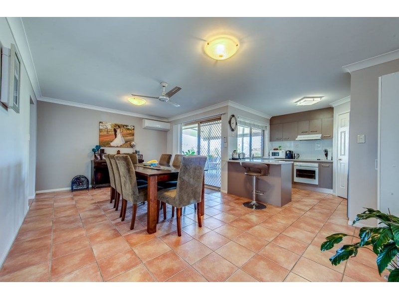 17 Yew Street, Yamanto QLD 4305