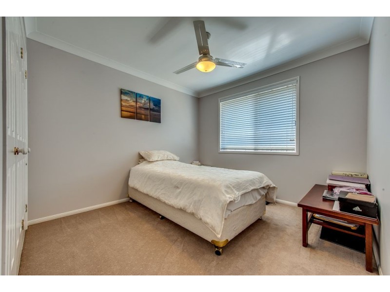 17 Yew Street, Yamanto QLD 4305