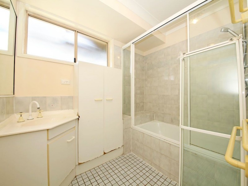 8 Lyndal Court, Morayfield QLD 4506