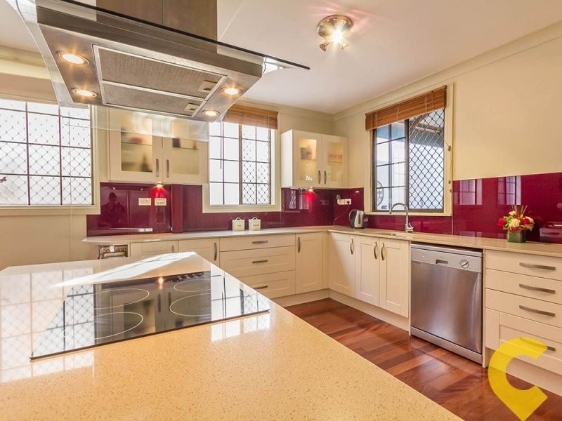 47 Brookfield Road, Kedron QLD 4031