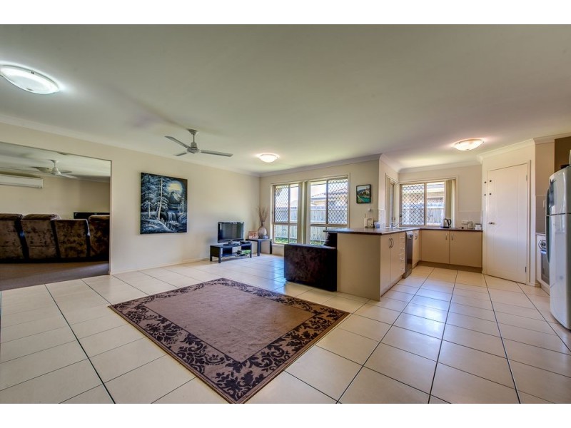 2 Josh Court, Flinders View QLD 4305
