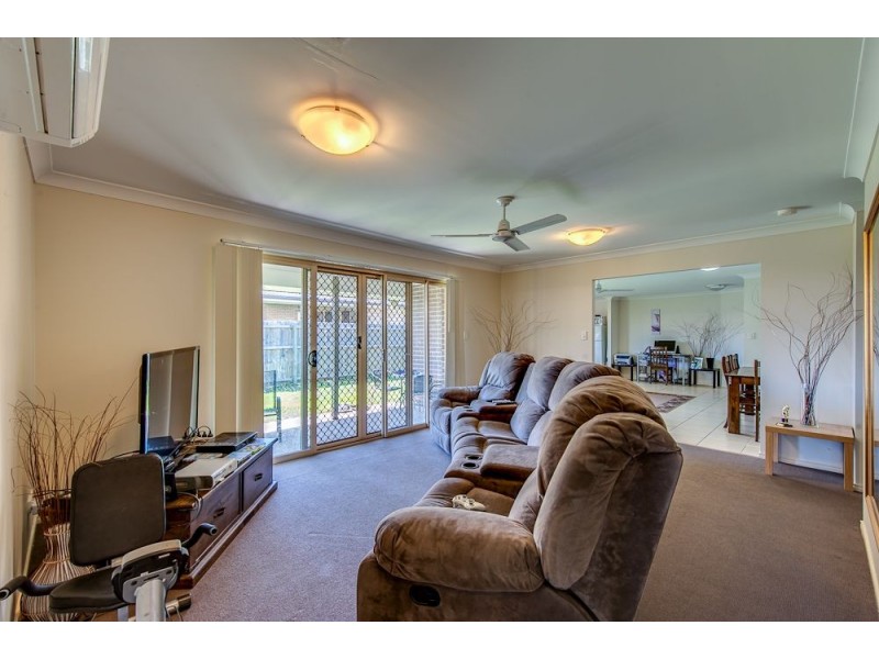 2 Josh Court, Flinders View QLD 4305