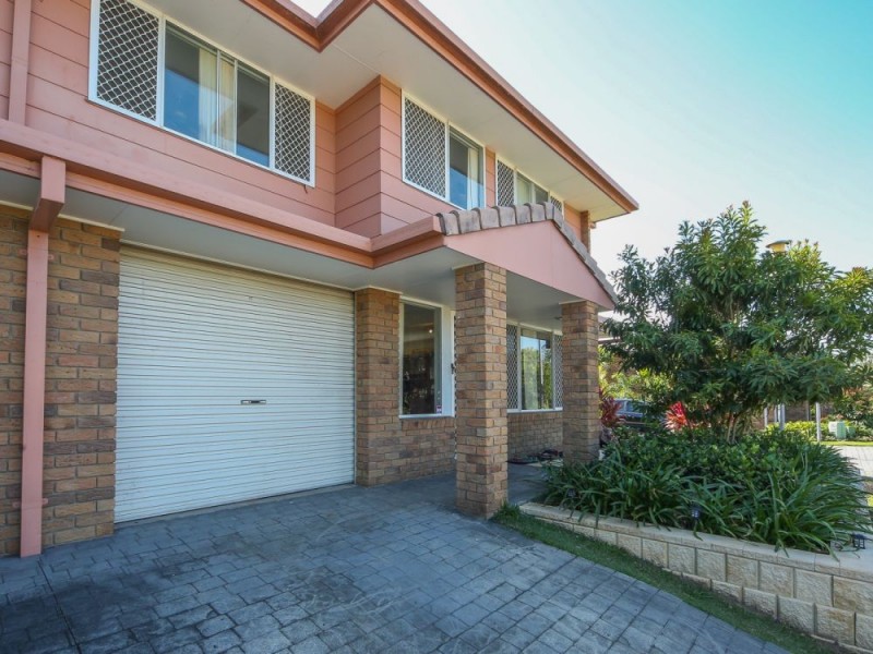 1/97 Edmund Rice Drive, Southport QLD 4215
