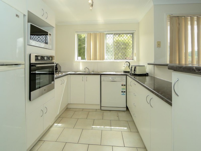 1/97 Edmund Rice Drive, Southport QLD 4215