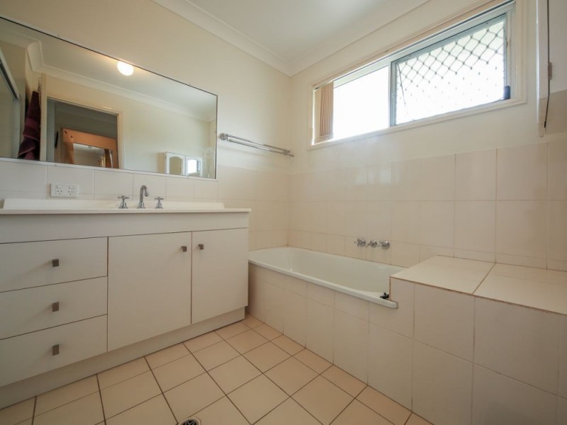 1/97 Edmund Rice Drive, Southport QLD 4215