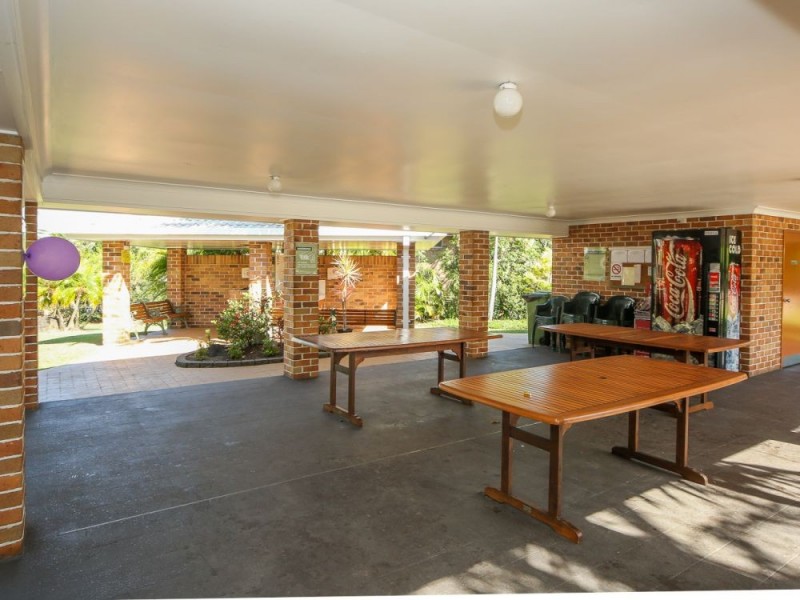 1/97 Edmund Rice Drive, Southport QLD 4215