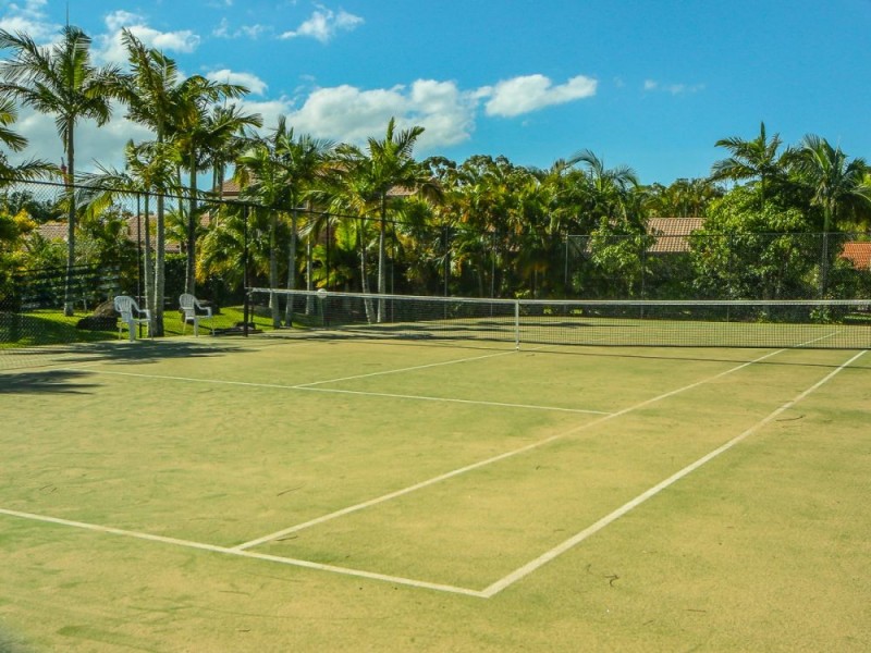 1/97 Edmund Rice Drive, Southport QLD 4215