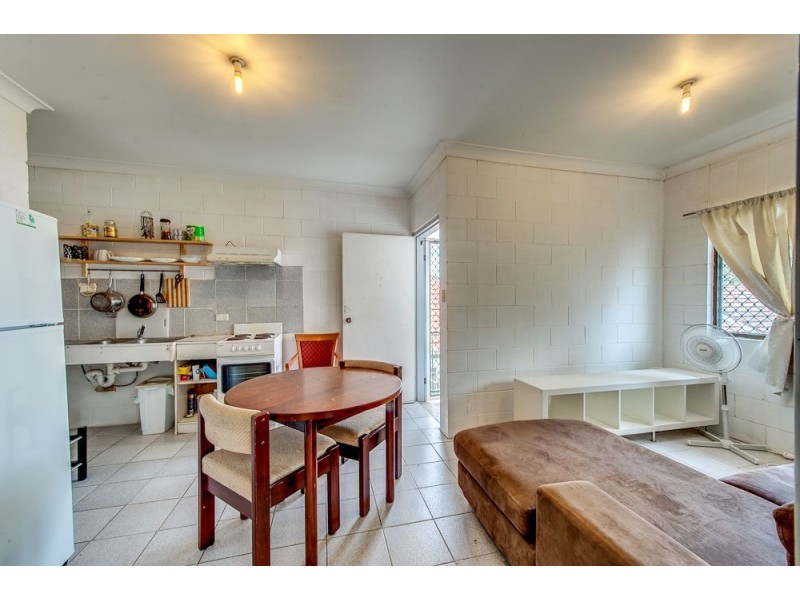 57 Upland Road, St Lucia QLD 4067