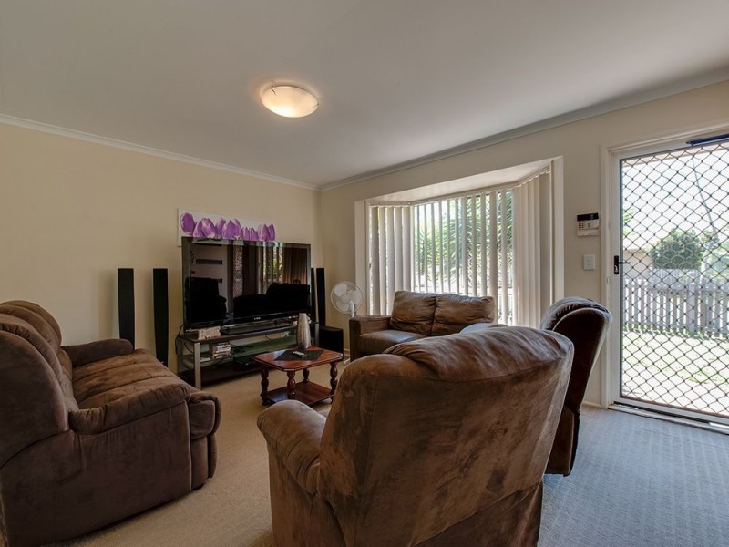 4 Warren Court, Loganlea QLD 4131
