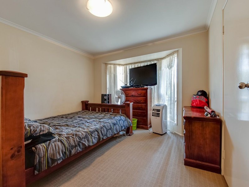 4 Warren Court, Loganlea QLD 4131