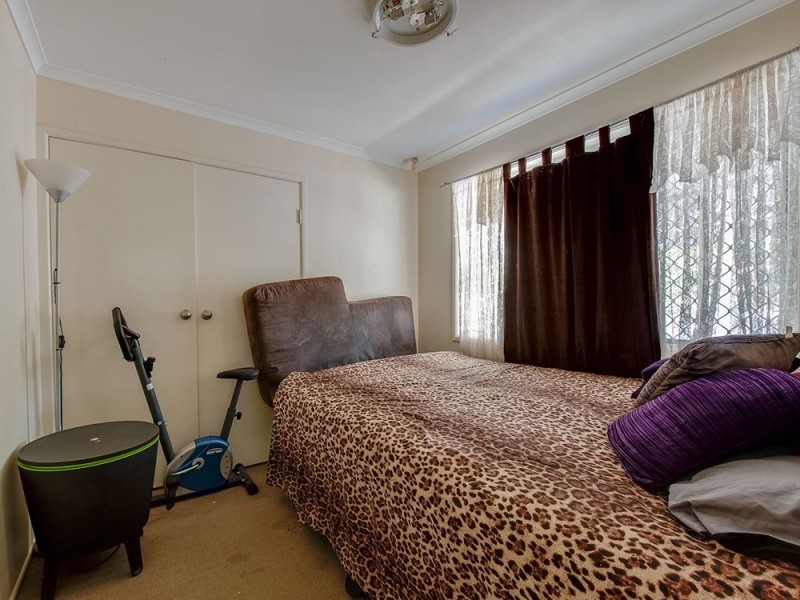 4 Warren Court, Loganlea QLD 4131