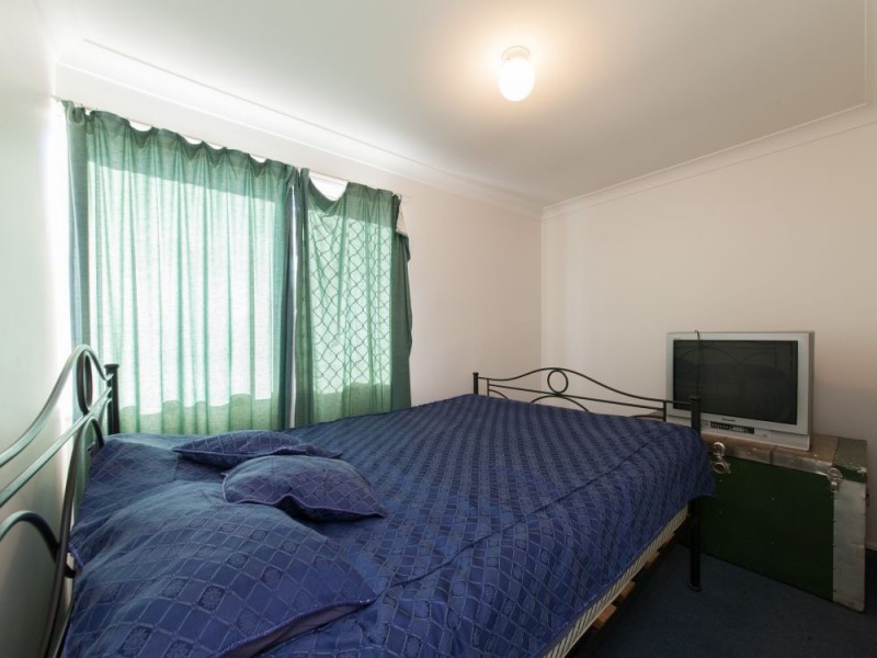 2 George Street, Kingston QLD 4114