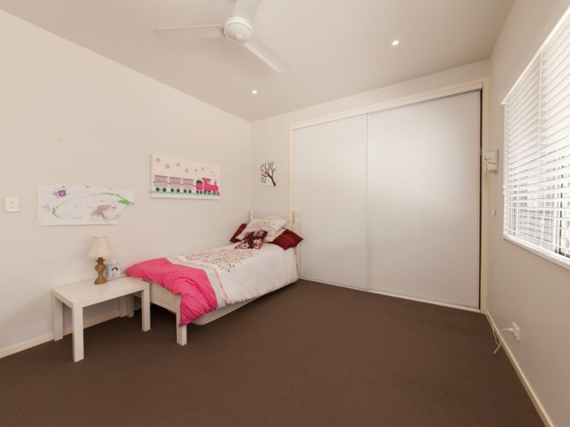 48 Kidgell Street, Stafford QLD 4053