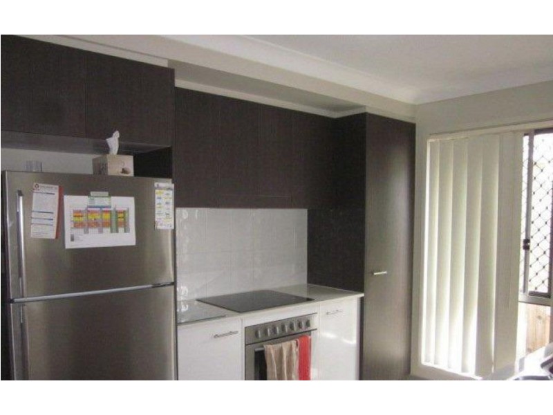 8 Hartley Crescent, North Lakes QLD 4509