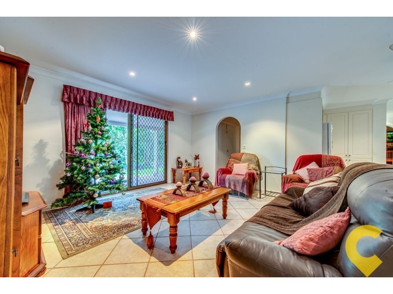 11 Lilley Road, Cashmere QLD 4500