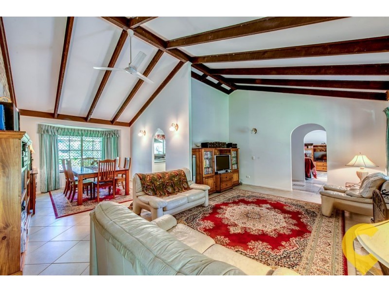 11 Lilley Road, Cashmere QLD 4500