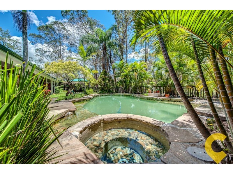 11 Lilley Road, Cashmere QLD 4500