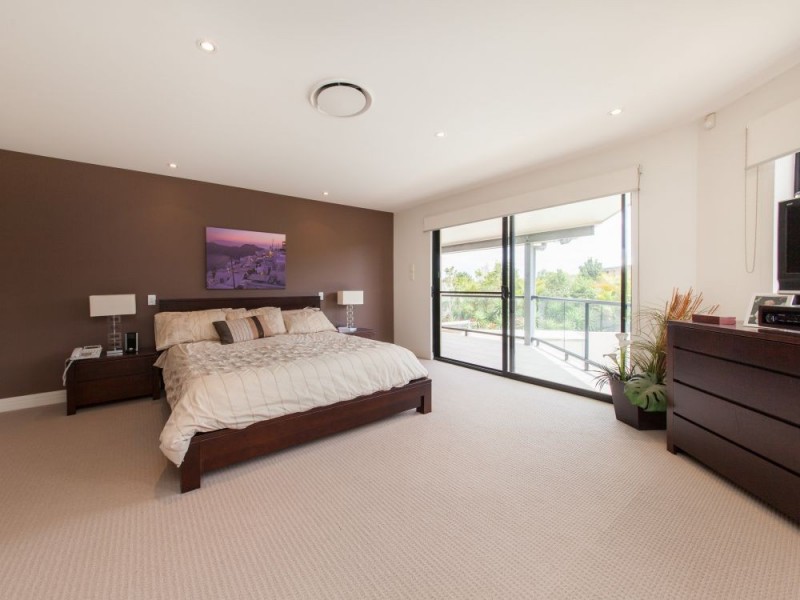 10 Sandalwood Close, Mackenzie QLD 4156