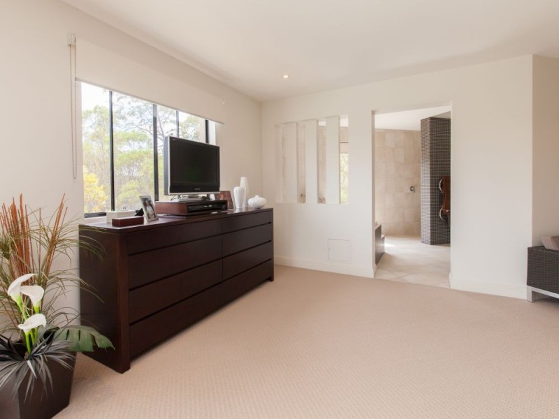 10 Sandalwood Close, Mackenzie QLD 4156