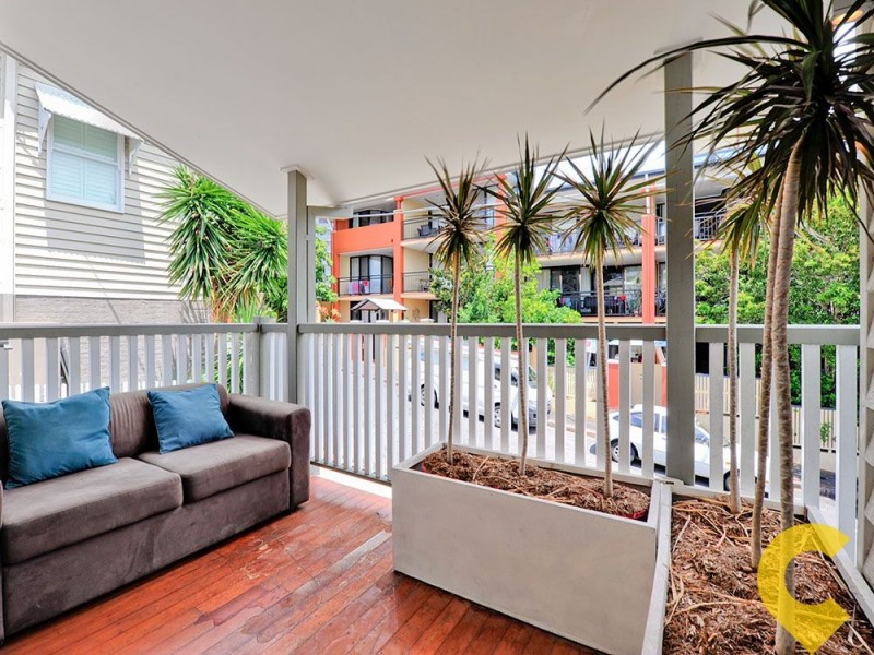 11 Isaac Street, Spring Hill QLD 4000