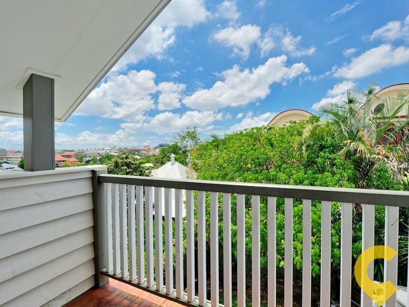 11 Isaac Street, Spring Hill QLD 4000