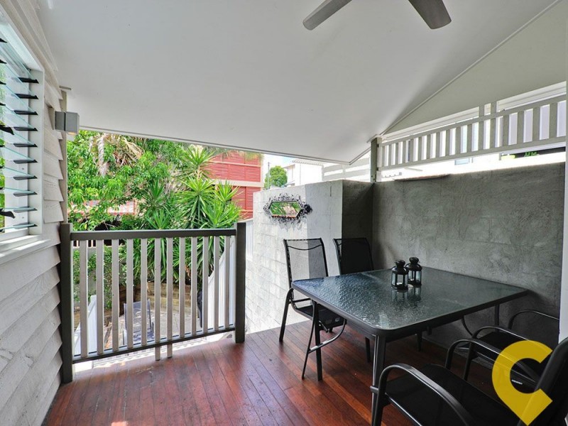 11 Isaac Street, Spring Hill QLD 4000