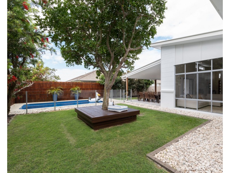 40 Sovereign Circuit, Pelican Waters QLD 4551